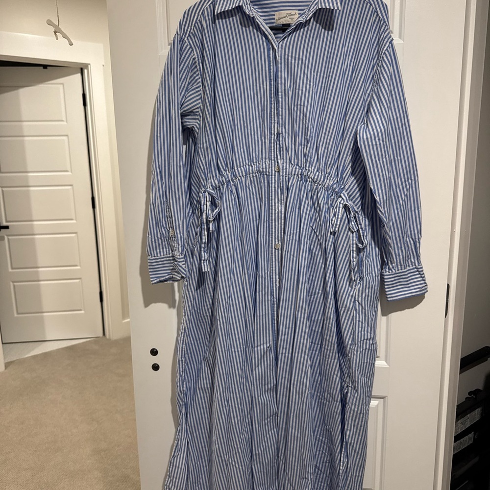 Universal Thread Blue and White Striped Shirt